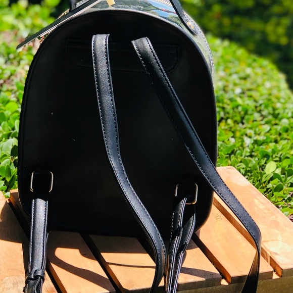 Backpack - Picture 2 of 2